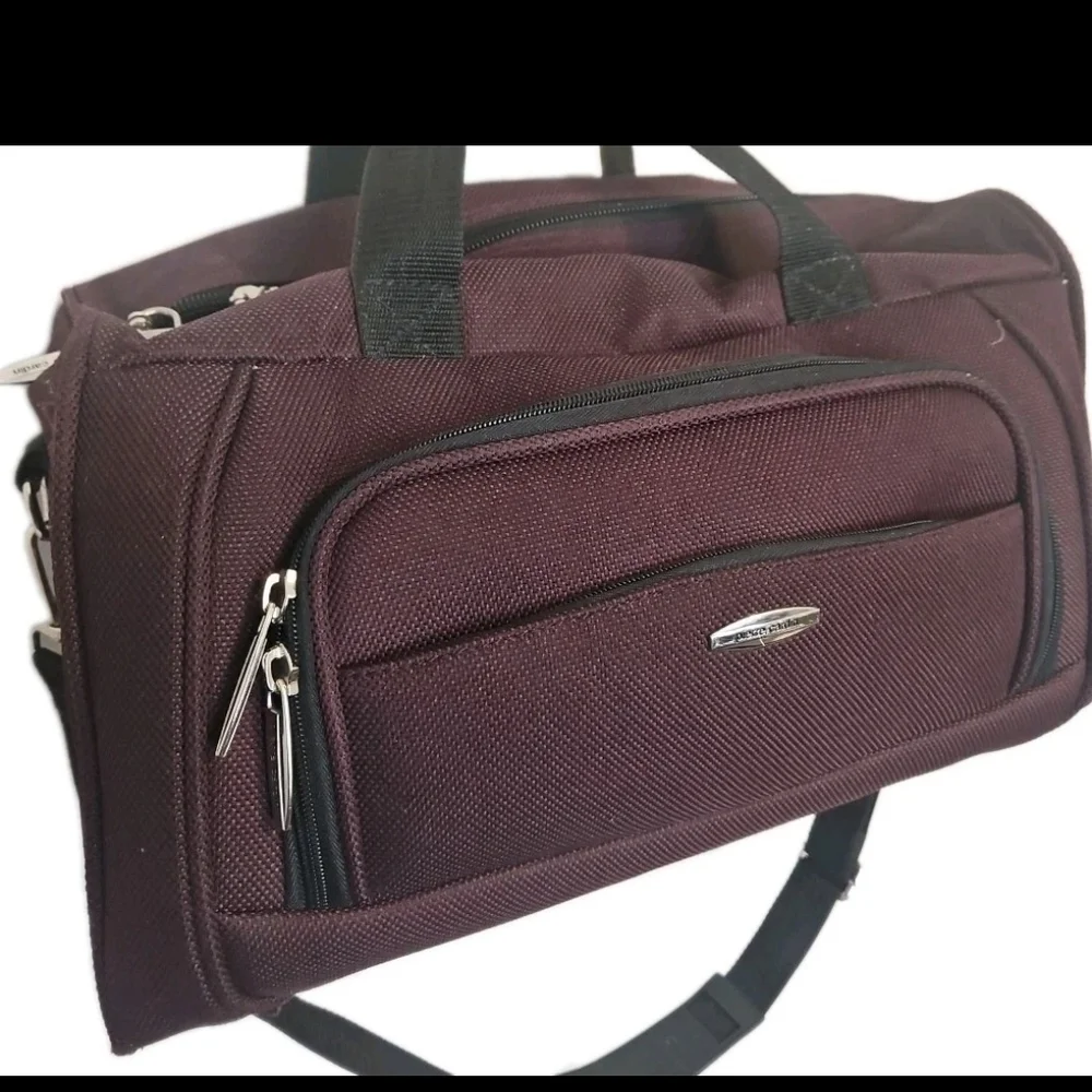 Pierre Cardin Maroon Duffle Bag Cottagecore Normcore Boho Y2k Soho(T)
